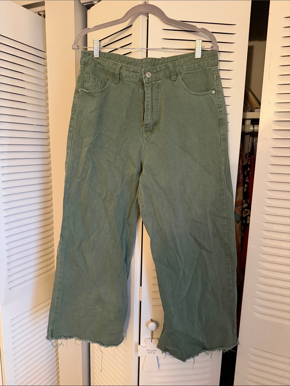 Green Wide-Leg Corduroy Pants